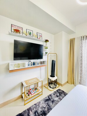 1 bedroom, iron/ironing board, Internet, bed sheets