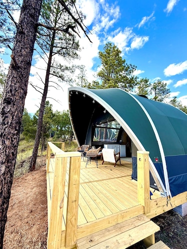 Mountain Yurt | Queen Bed + Bunks • Winter Stay
