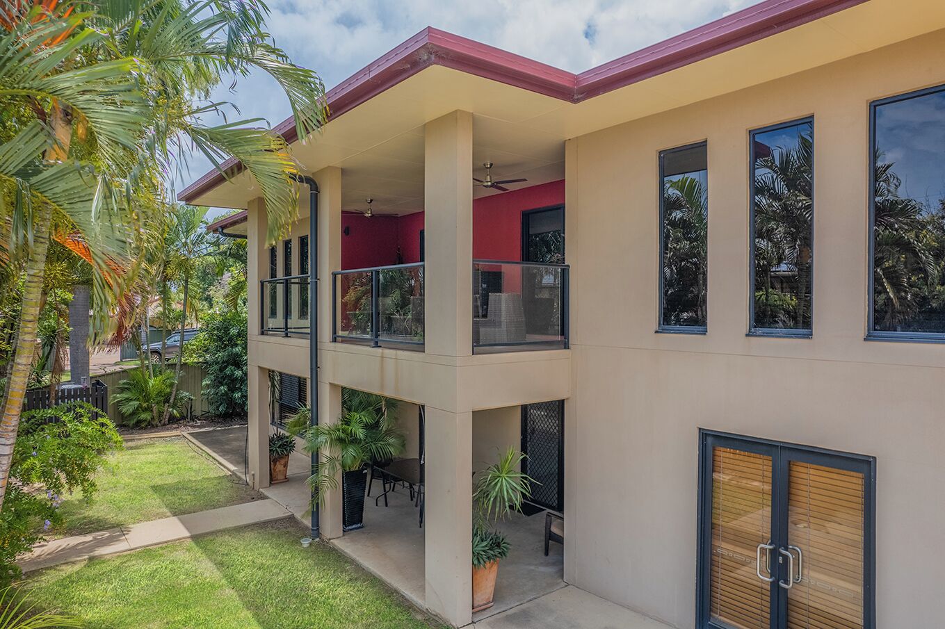 Deluxe Apartment, Balcony, Garden View | Soundproofing, iron/ironing board, free WiFi, wheelchair access