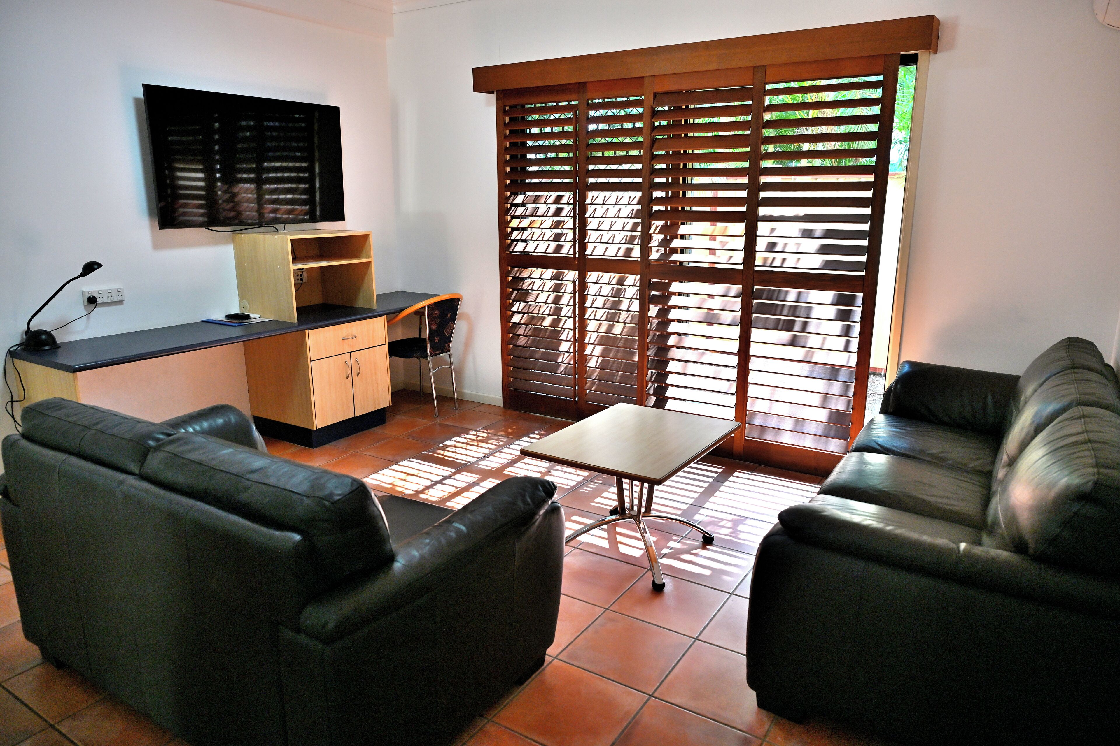 Family Apartment | Soundproofing, iron/ironing board, free WiFi, wheelchair access