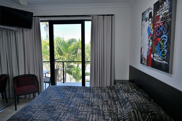 Deluxe Apartment, Balcony, Garden View