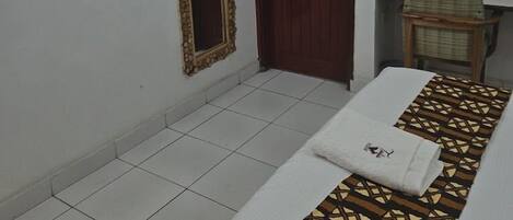 Habitación Deluxe doble, vistas al jardín | Wifi gratis y ropa de cama