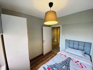 3 Schlafzimmer, Bügeleisen/Bügelbrett, WLAN