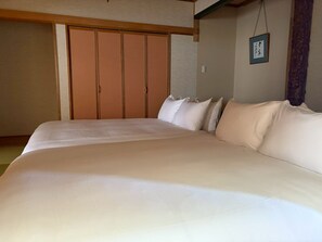 Seterika/papan seterika, Wi-fi percuma