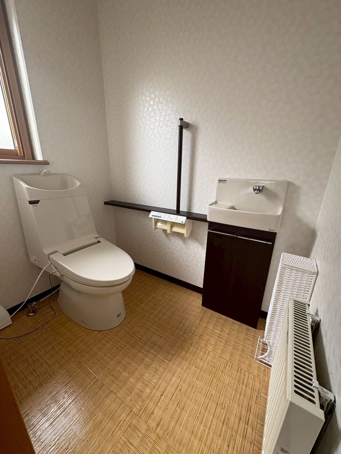 花灑/浴缸組合、免費梳洗用品、風筒、拖鞋