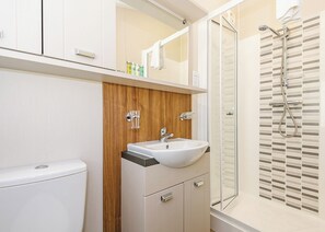 Unclassified image, 5 of 11, button