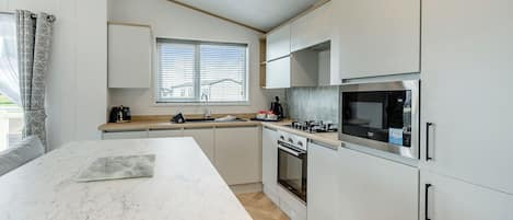 Fridge, oven, stovetop, toaster