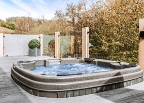 Baignoire à remous extérieure