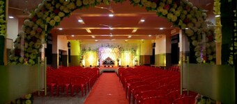 카말라 샨티 팰리스  