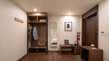 Premium bedding, free WiFi, bed sheets, wheelchair access