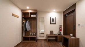 Premium bedding, free WiFi, bed sheets, wheelchair access