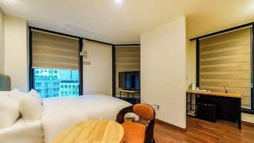 Free WiFi, bed sheets, wheelchair access
