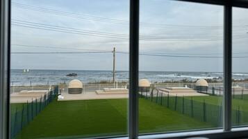 Palm (up to 4 guests), Non smoking: Rooftop, foot bath, bonfire, and BBQ grill included | View from room