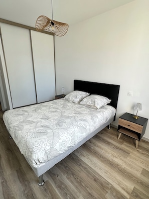 2 habitaciones, wifi gratis y ropa de cama 
