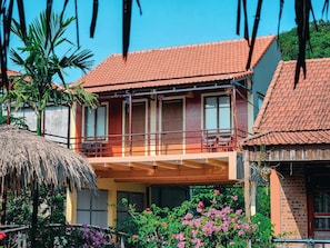 Front of property - Trang An Village Homestay (Hoa Lu)