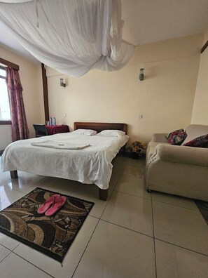 Phòng đôi Deluxe, quang cảnh thành phố | Trang trí khác biệt, trang bị nội thất với thiết kế riêng biệt 