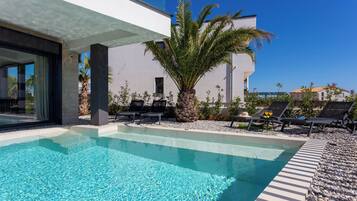 Seasonal outdoor pool