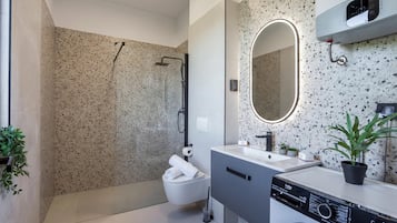 Shower, towels, soap, shampoo