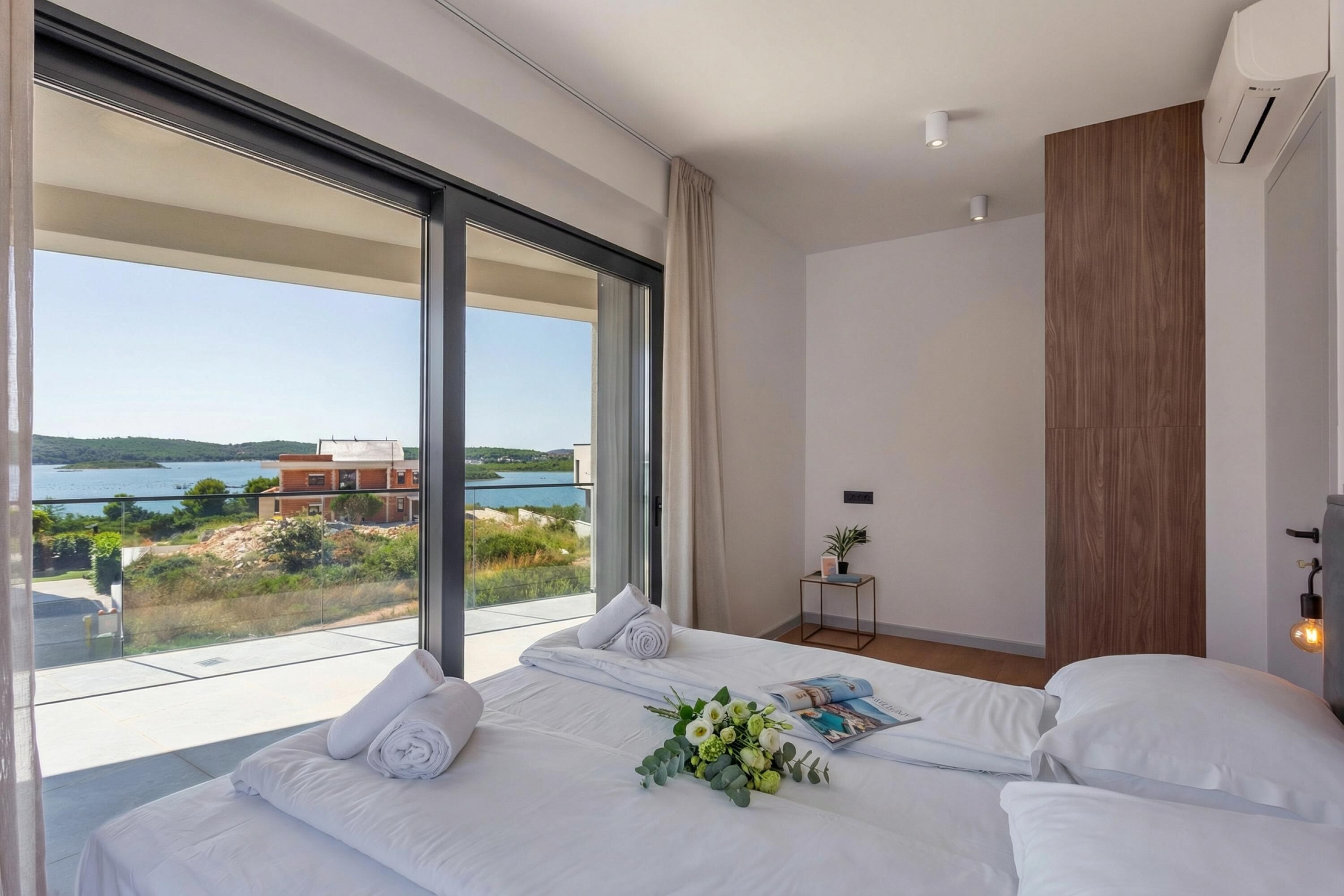 3 bedrooms, free WiFi, bed sheets