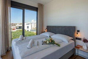 Family Villa, Multiple Bedrooms (Villa Petra with Pool and Sea View) | 3 bedrooms, free WiFi, bed sheets - Villa Petra with Pool and Sea View (Medulin)
