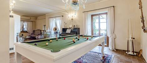 Spielezimmer