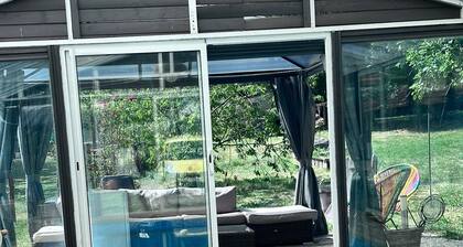 La pompagne 12 people private heated pool