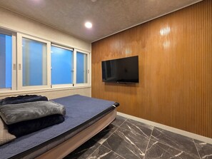 3 bedrooms, WiFi