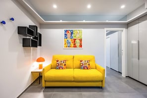 Apartment, 1 Queen Bed with Sofa bed, Balcony | Living area