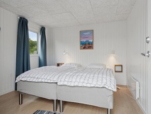 3 bedrooms, internet