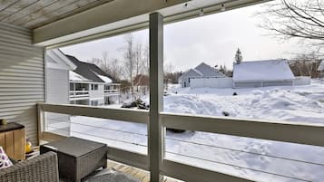 Condo, 1 Bedroom, Kitchen, Garden View | Terrace/patio