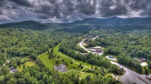 Aerial view - The Suites at Killington Center (Killington)