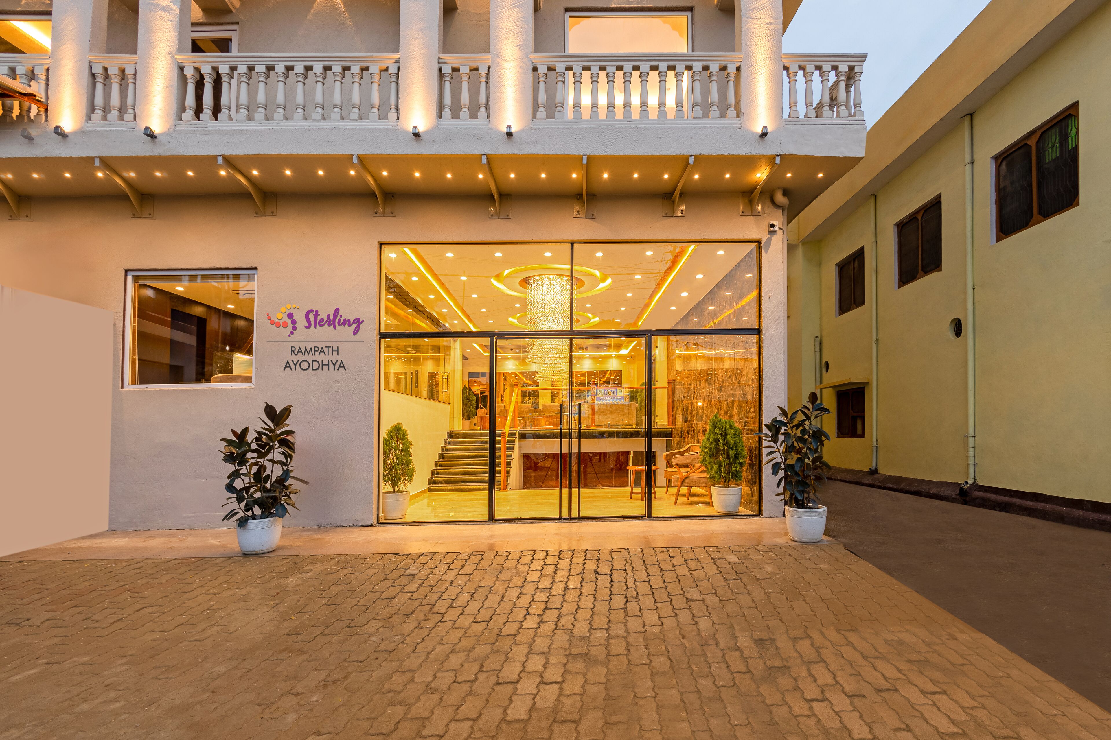 숙박 시설 입구