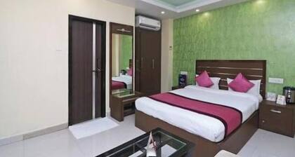 Hotel Royal Castle Lucknow