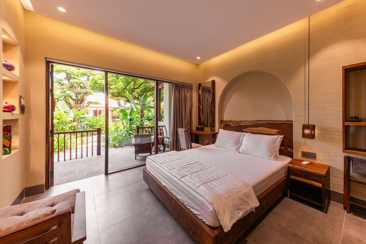 Superior Double Room, Garden View