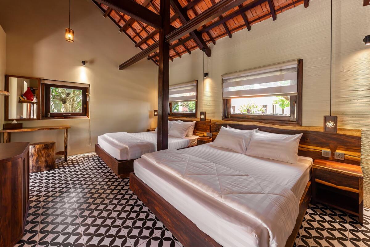 Egyptian cotton sheets, premium bedding, down duvets