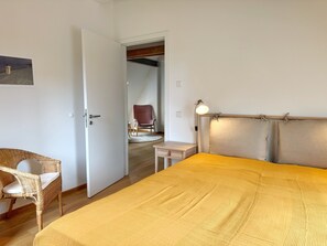 2 chambres, lit de bébé portatif, accÚs au Wi-Fi (inclus)