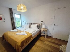 3 slaapkamers, reisbedje, gratis wifi, beddengoed