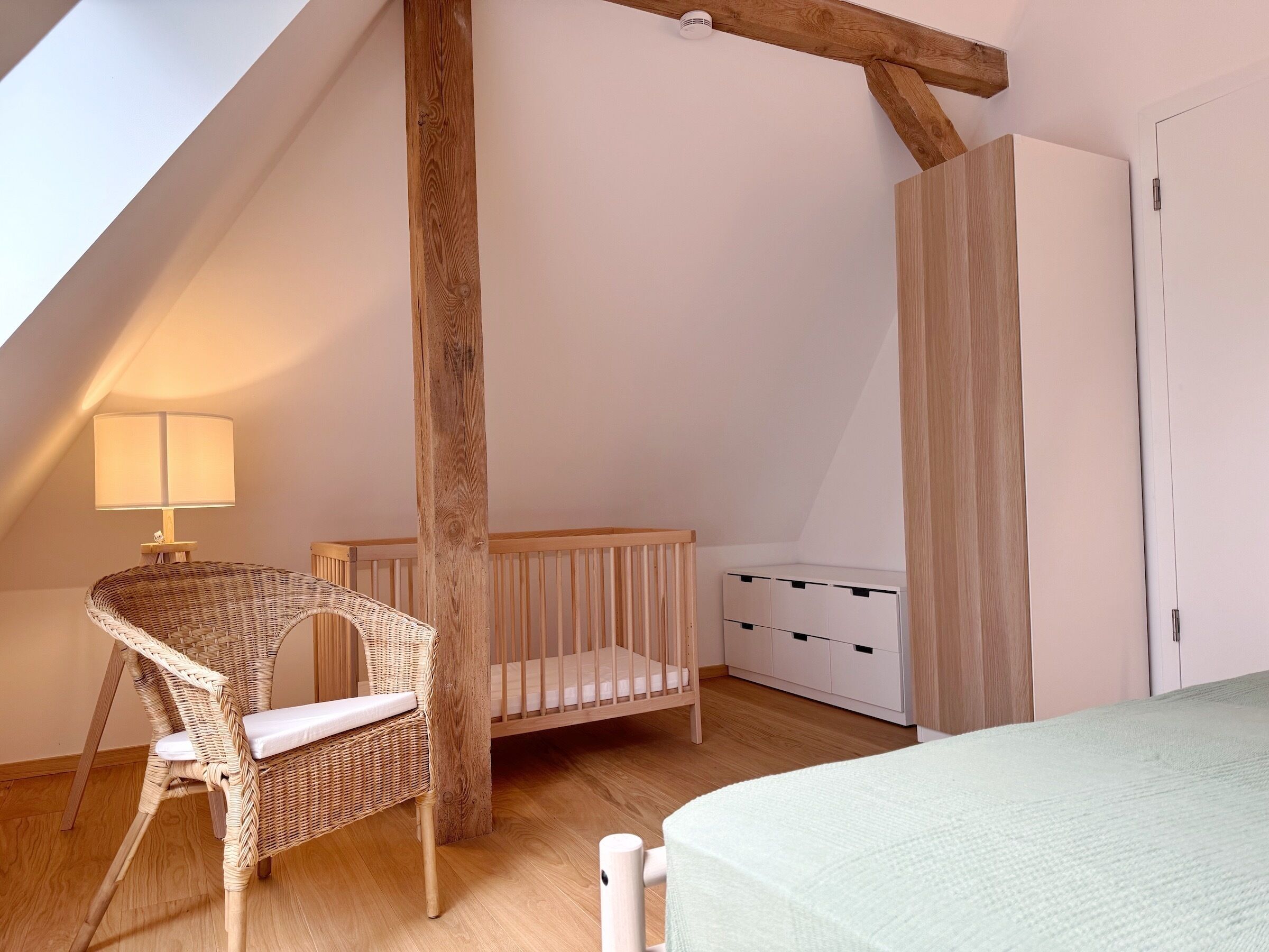 3 slaapkamers, reisbedje, gratis wifi, beddengoed