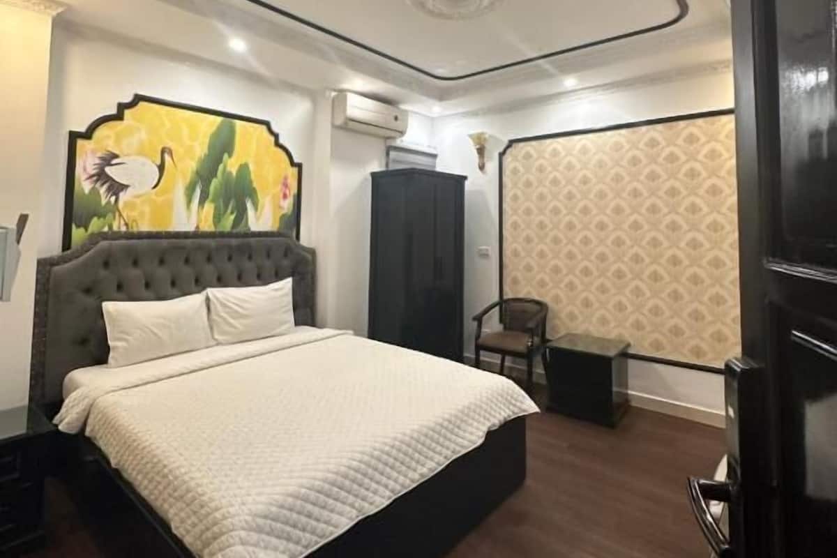 Deluxe Double Room | In-room safe, free WiFi