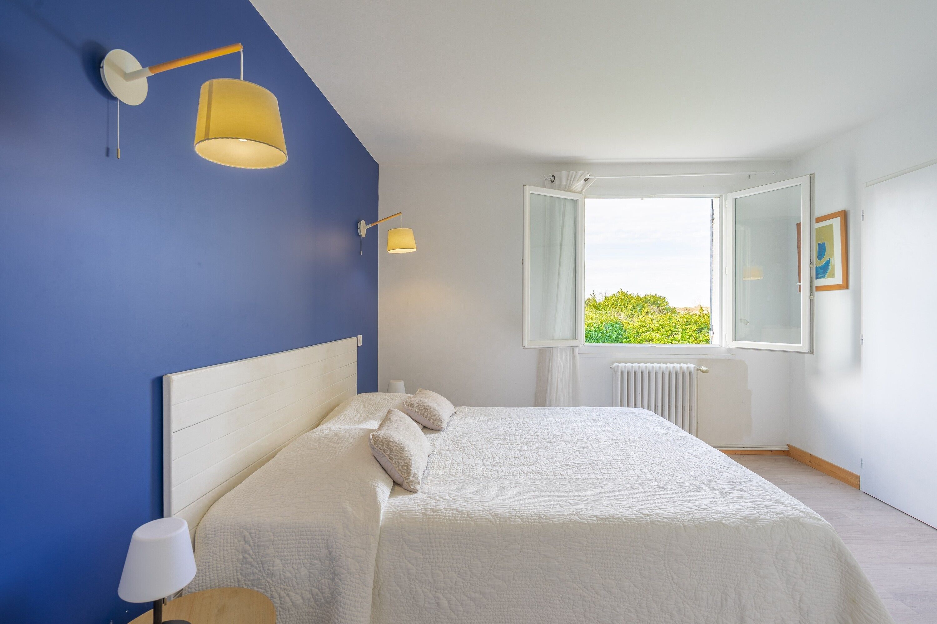 1 bedroom, iron/ironing board, WiFi