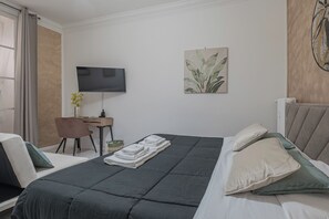 2 chambres, fer et planche à repasser, accès Internet, draps fournis