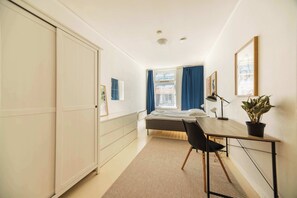 4 chambres, bureau, fer et planche à repasser, Wi-Fi