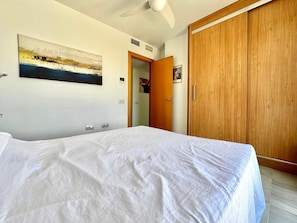 Apartment | 3 bedrooms, iron/ironing board, bed sheets - Apartment in Poblado Golf Near Playa Serena (Roquetas de Mar)