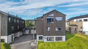 Exterior - Villa Panorama by Arctic Seasons|Luxury Home| View (Tromsø)