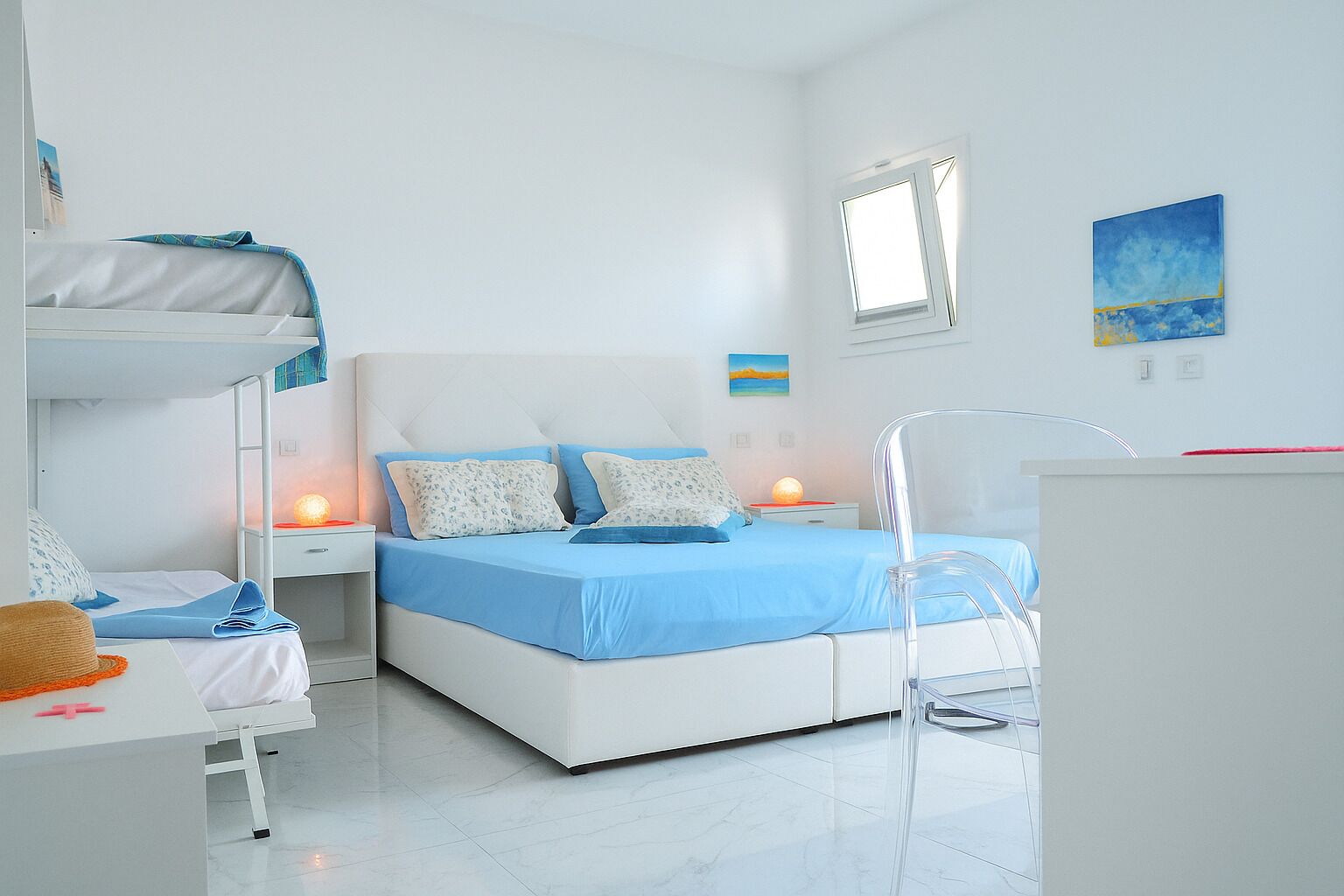 Coffres-forts dans les chambres, Wi-Fi gratuit, draps fournis