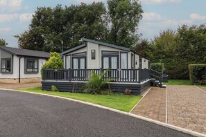 Exterior - Whistler (Wimborne)