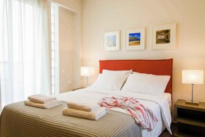 Comfort Studio, Balcony, Garden View | Laptop workspace, soundproofing, iron/ironing board, travel cot