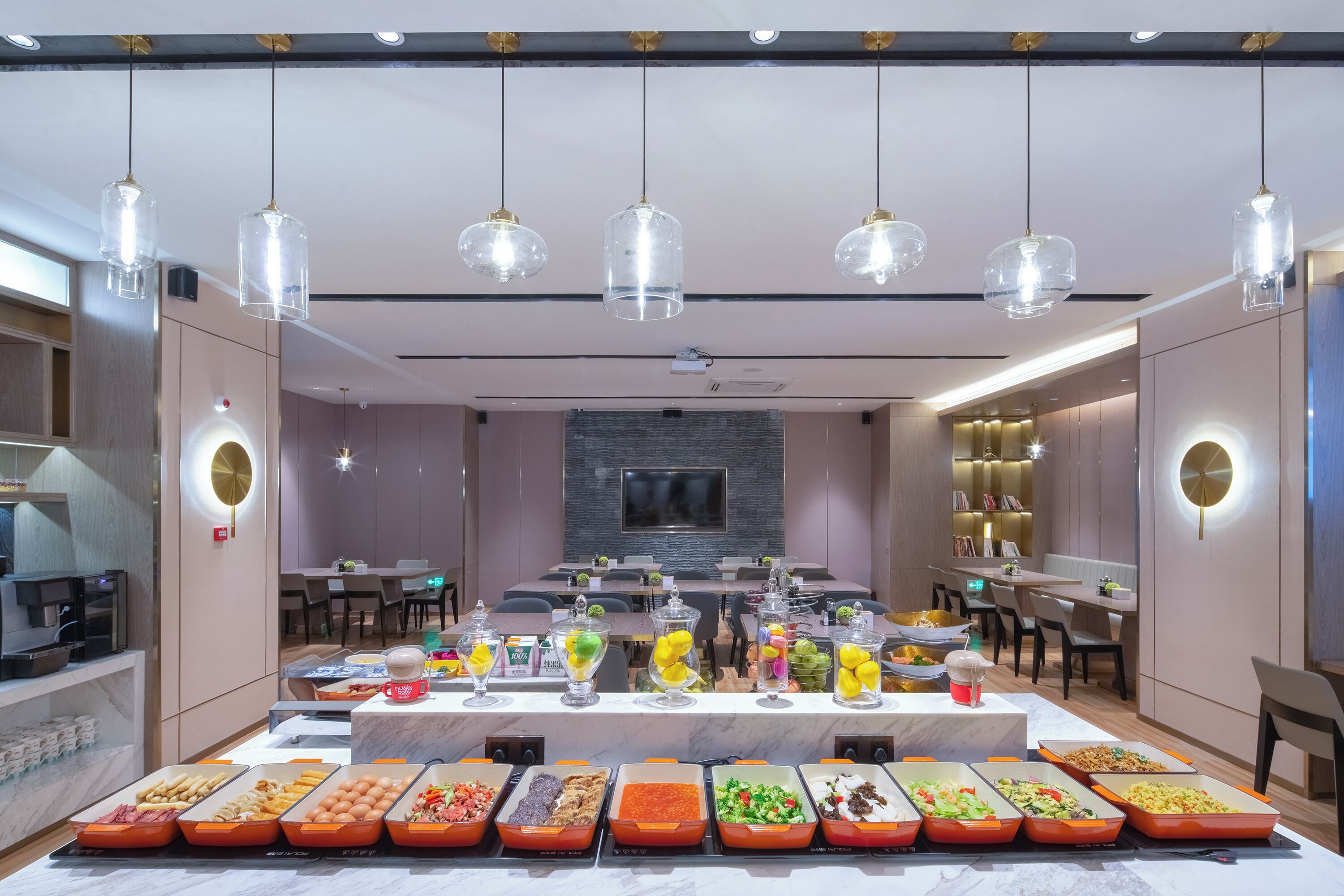 Her gün açık büfe kahvaltı (kişi başı 38 CNY) 