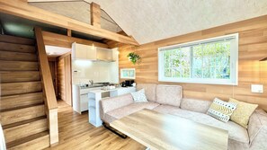 (Kohaku)Basic / Open-air bath / Private dog run / Barbecue grill / Non-smoking | Individually decorated, individually furnished, free WiFi, bed sheets - Solana Izu HighLands (Itō)