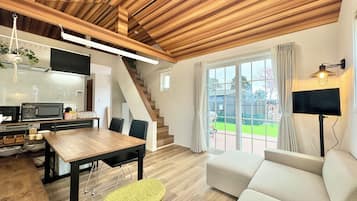 (Hisui)Basic / Open-air bath / Private dog run / Barbecue grill / Non-smoking | Individually decorated, individually furnished, free WiFi, bed sheets